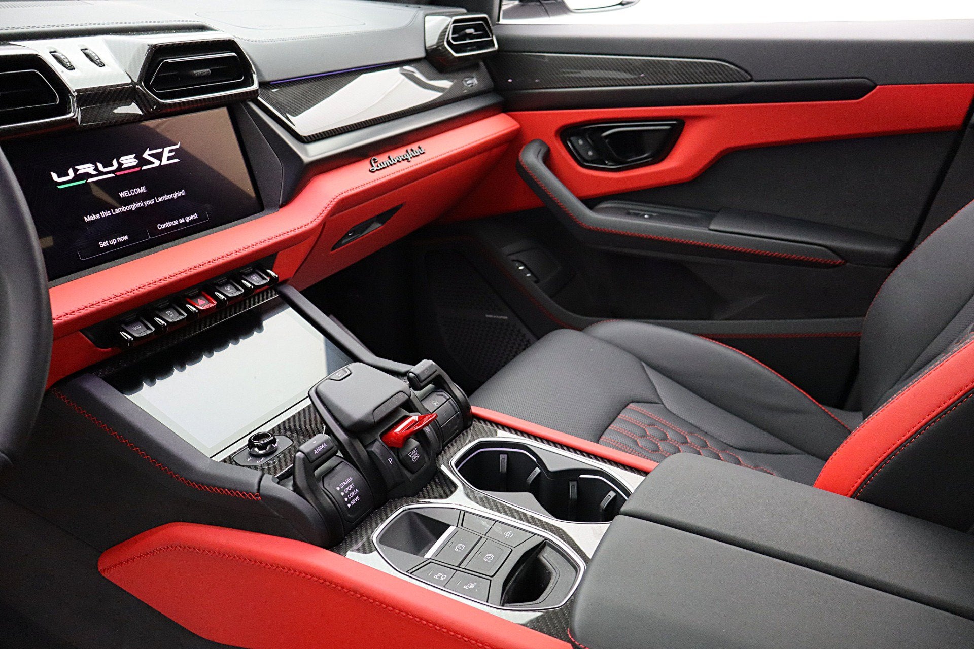 2025 Lamborghini Urus SE/LEASE OPTIONS AVAILABLE