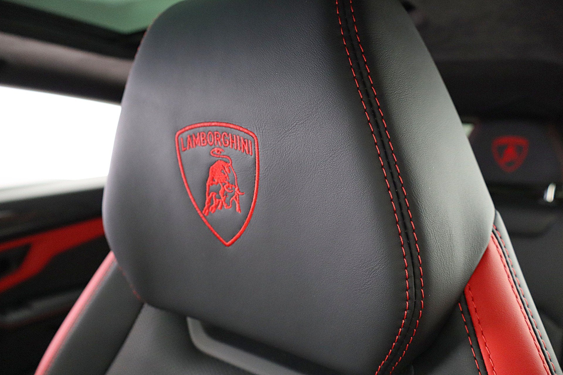 2025 Lamborghini Urus SE/LEASE OPTIONS AVAILABLE