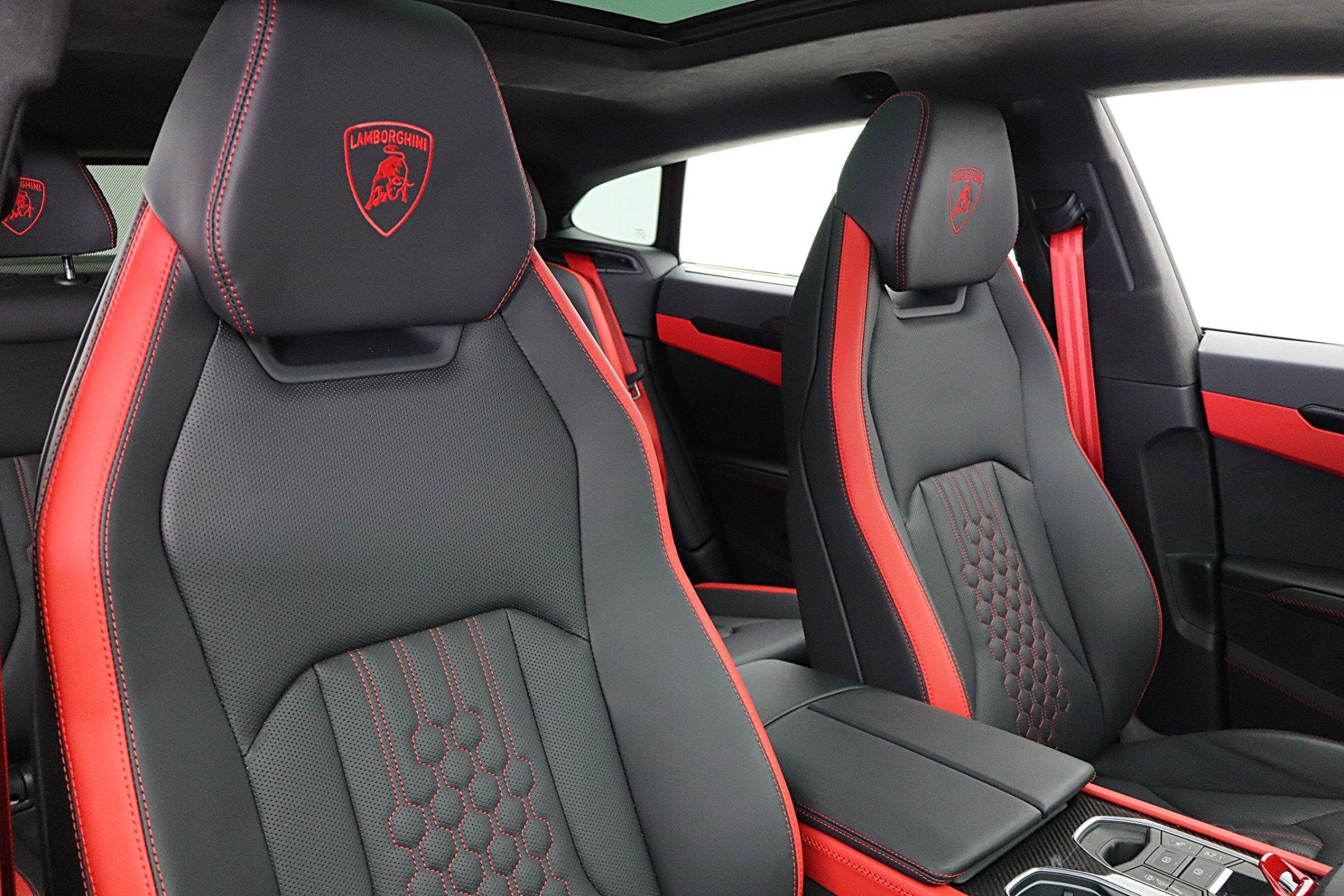 2025 Lamborghini Urus SE/LEASE OPTIONS AVAILABLE