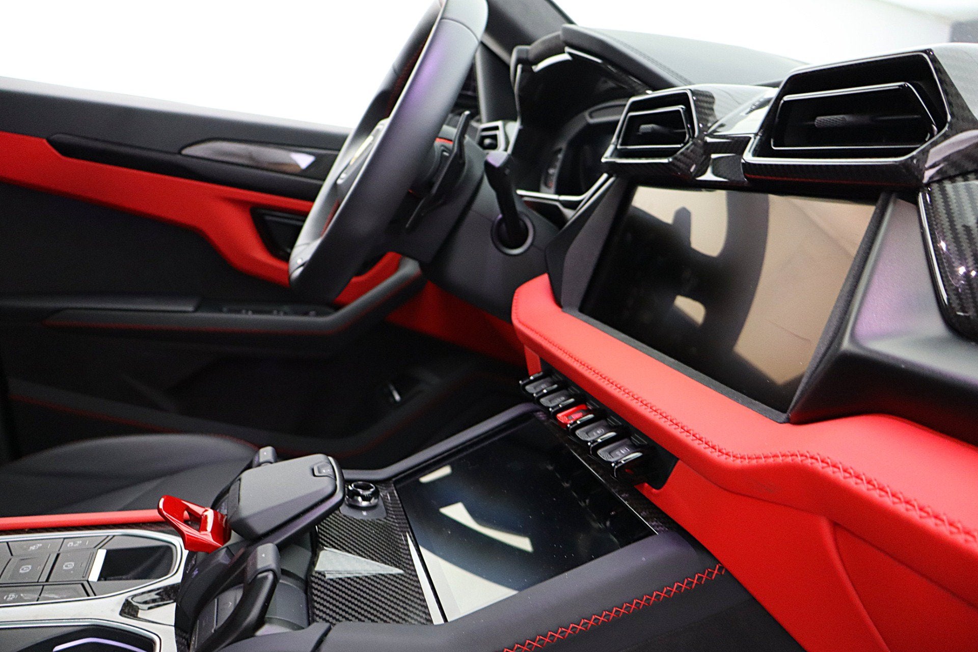 2025 Lamborghini Urus SE/LEASE OPTIONS AVAILABLE
