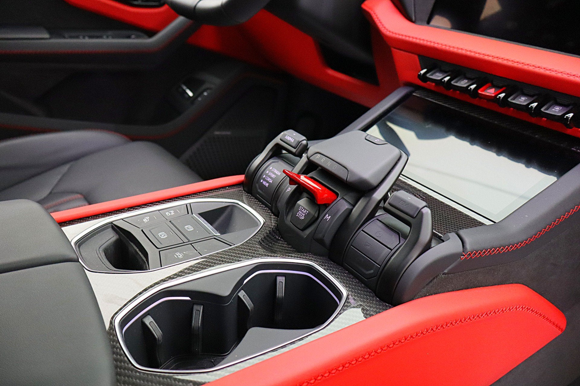 2025 Lamborghini Urus SE/LEASE OPTIONS AVAILABLE