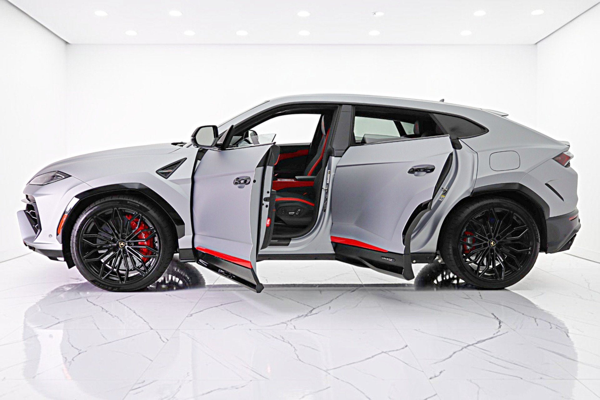 2025 Lamborghini Urus SE/LEASE OPTIONS AVAILABLE