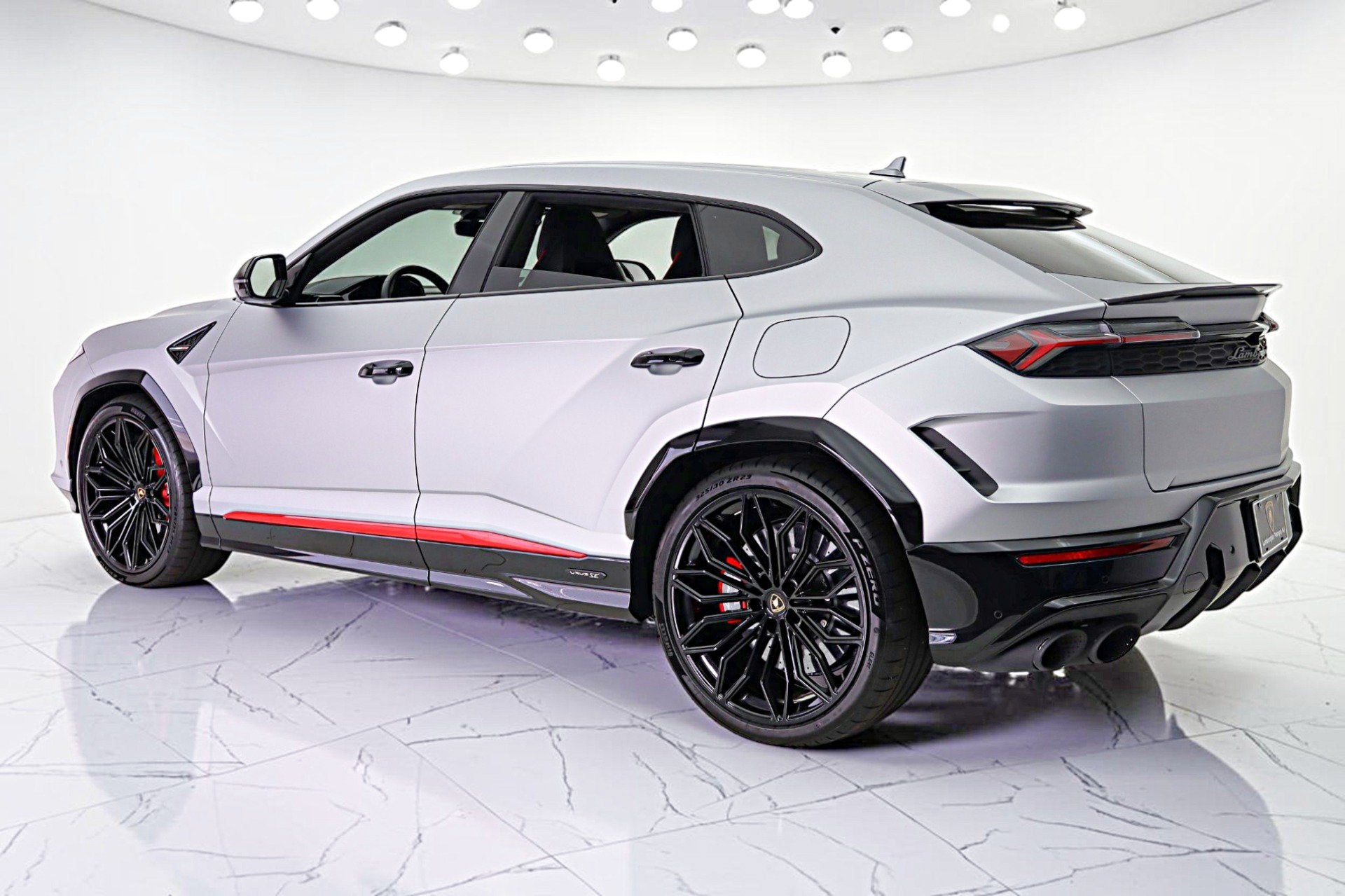 2025 Lamborghini Urus SE/LEASE OPTIONS AVAILABLE